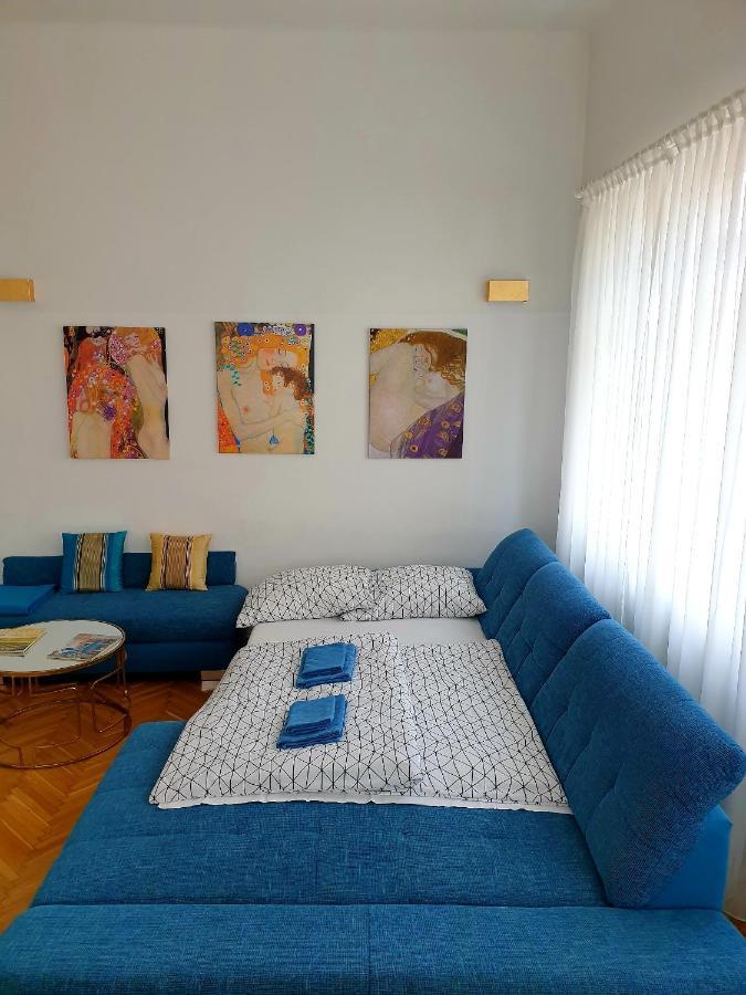 Sunny And Spacious Apartment Near City Centre Wina Bagian luar foto