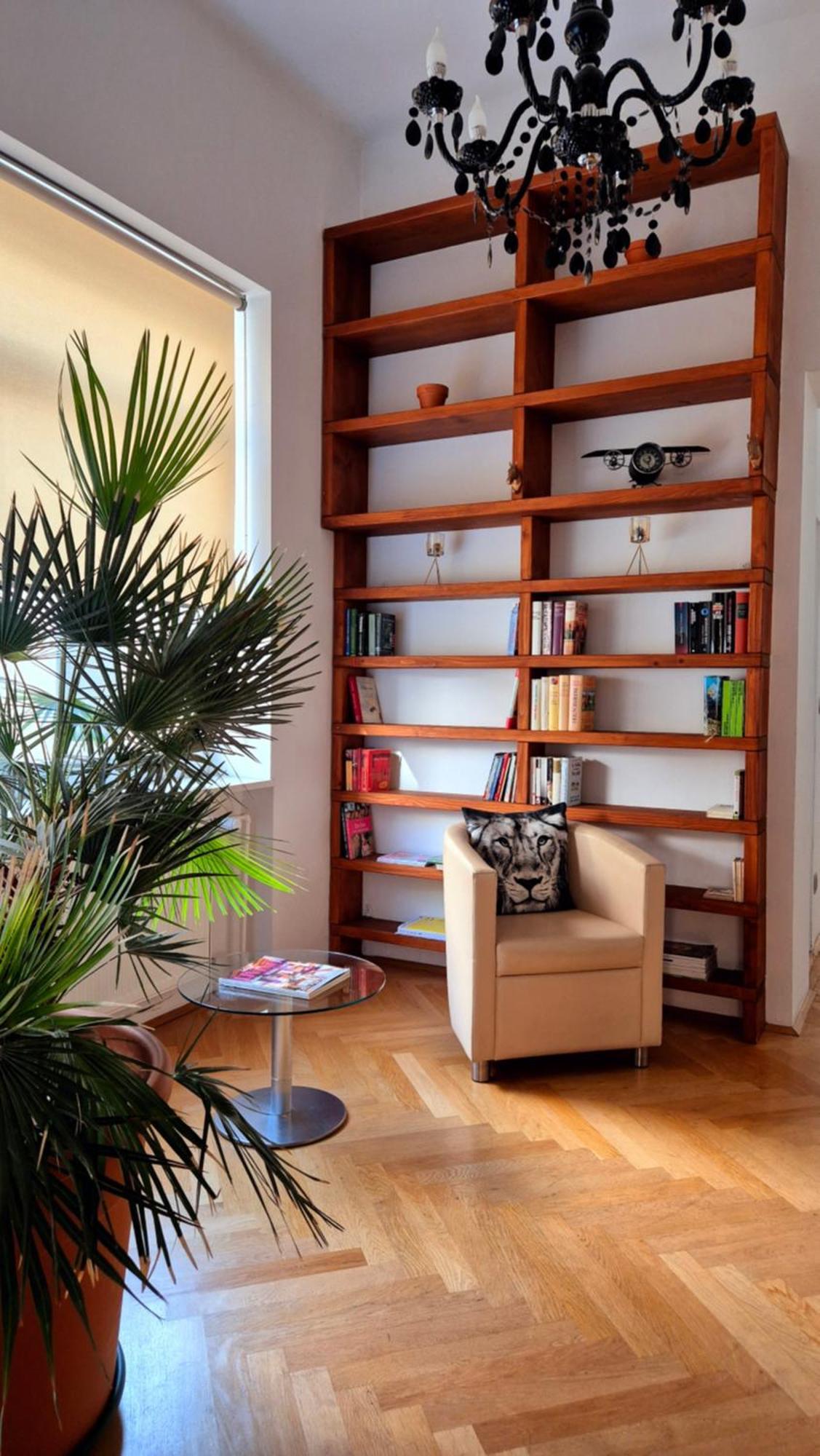Sunny And Spacious Apartment Near City Centre Wina Bagian luar foto